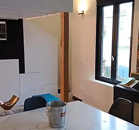 Champagne - Apartamento *